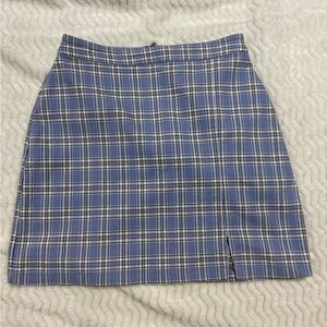 Hollister Blue and White Plaid Pencil Skirt. Size Small.